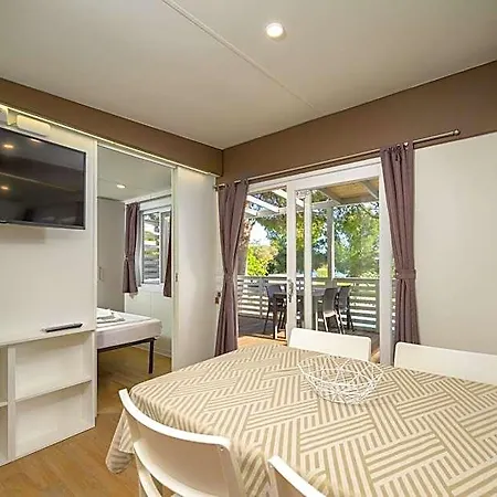 Hotel Mobile Homes Peskera Medulin