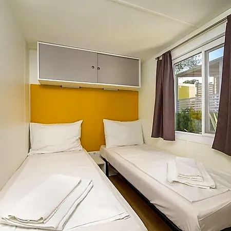 Mobile Homes Peskera 酒店 梅杜林